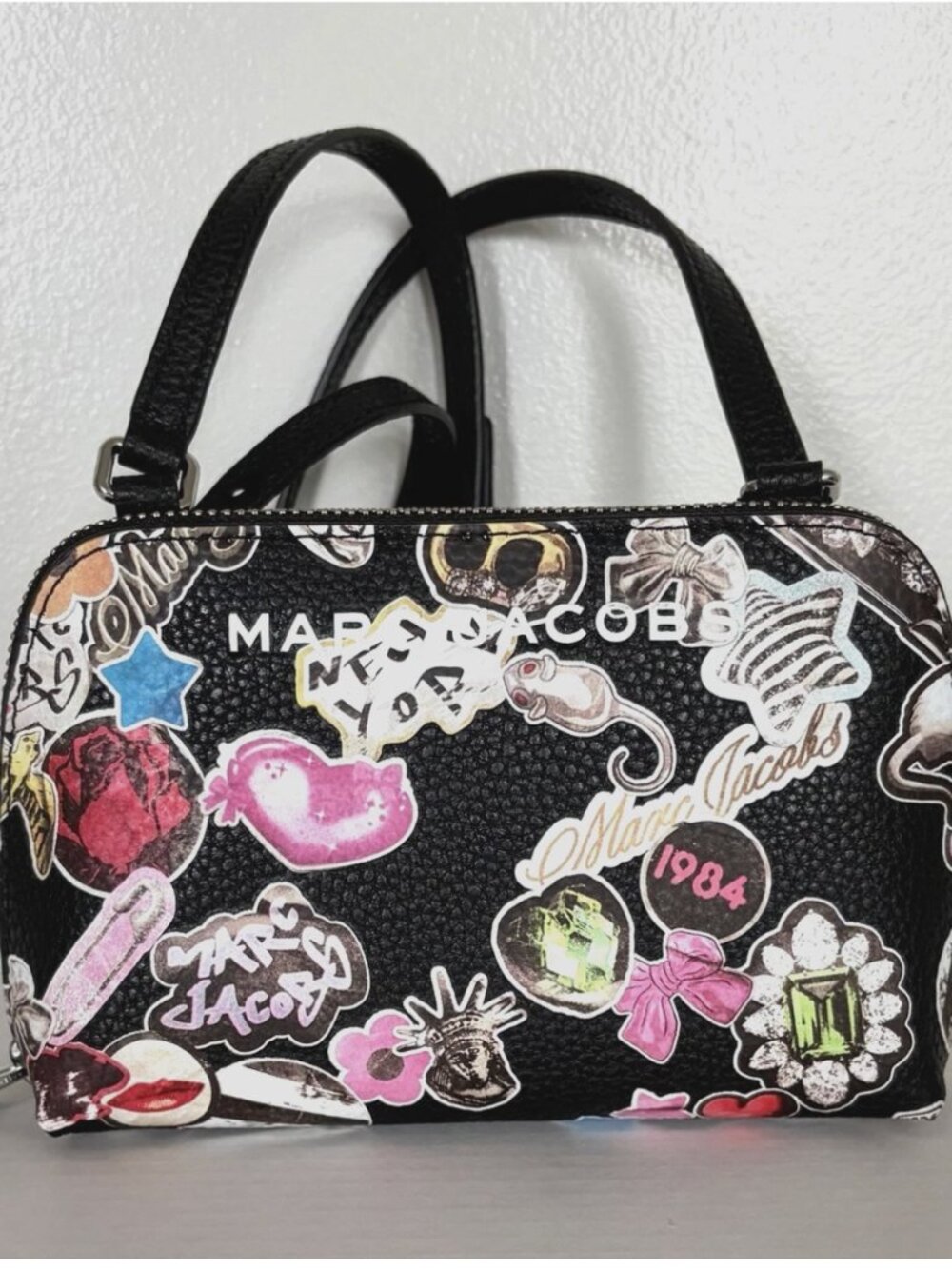 New Marc Jacobs Small Crossbody Pebble Leather Graphic Sticker Print Black Multi